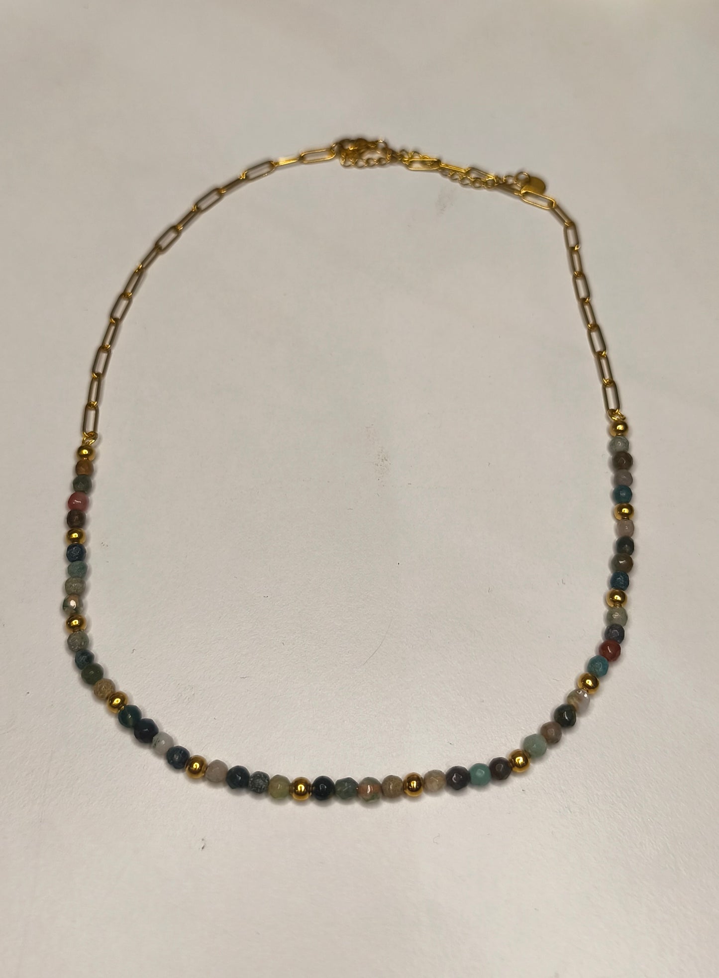 COLLAR CUENTAS DE COLORES