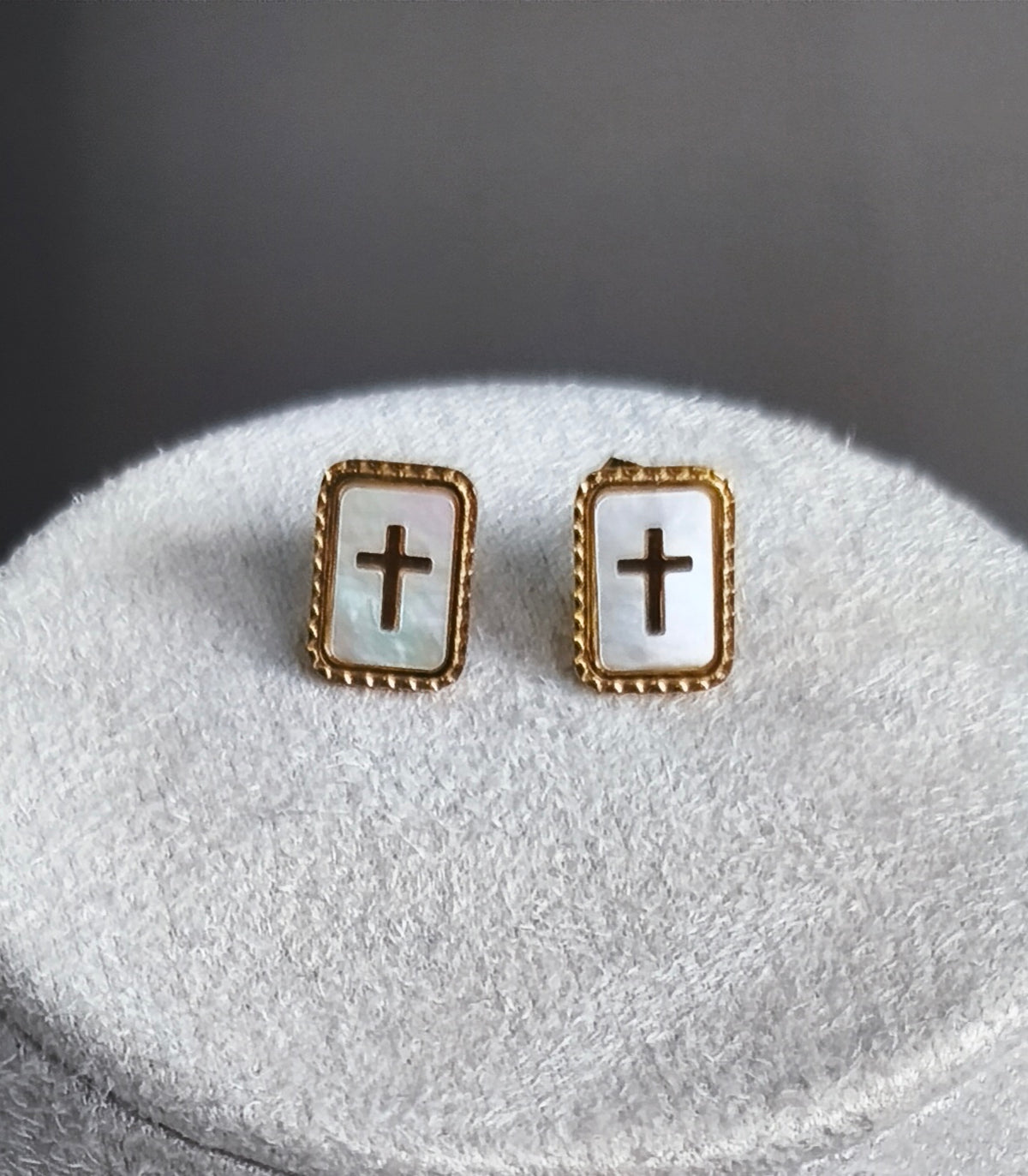 Pendientes Cruz Nácar
