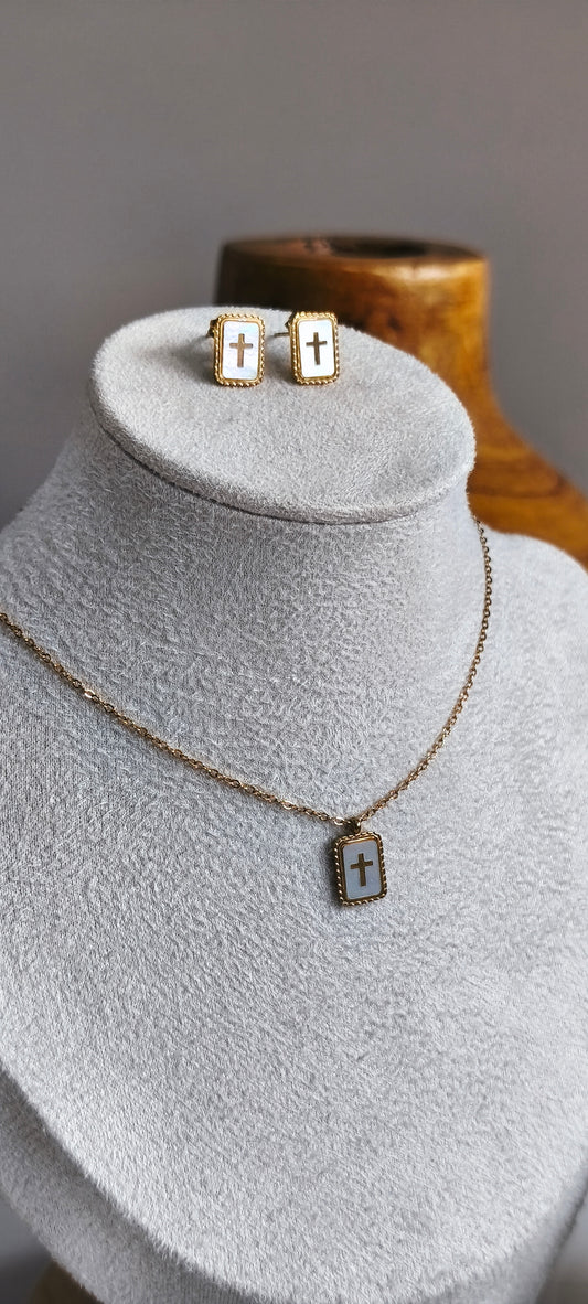 Collar Cruz Nácar